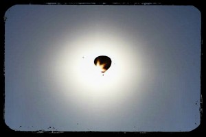 hotairballoon_eclipse